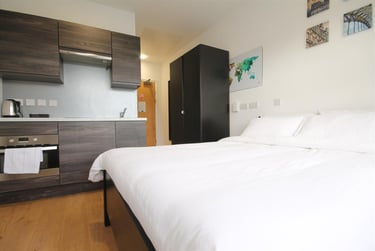 1 bed studio, The Bruce Building, Denton, Newcastle, NE17RP - Image 2